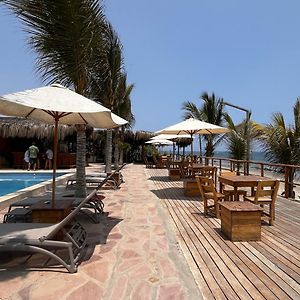 Baja Canoas Hotel